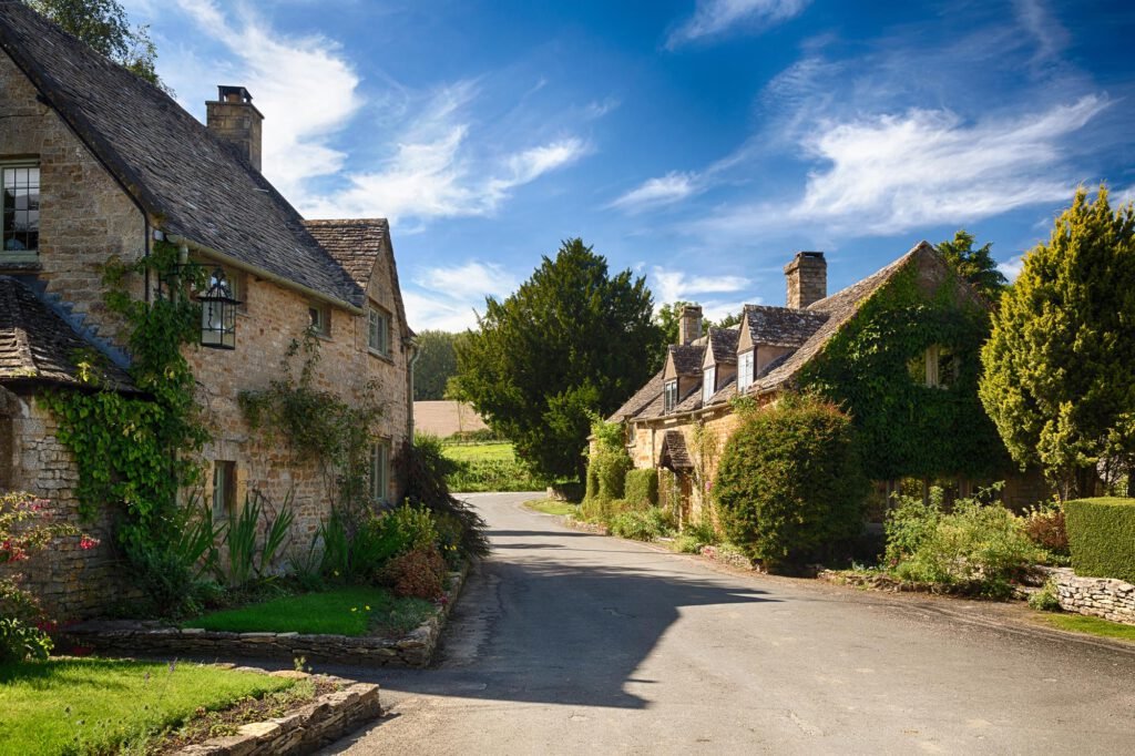 Fairview Park Luxury Lodges (Evesham) - located in the heart of England, on the edge of the Cotswolds